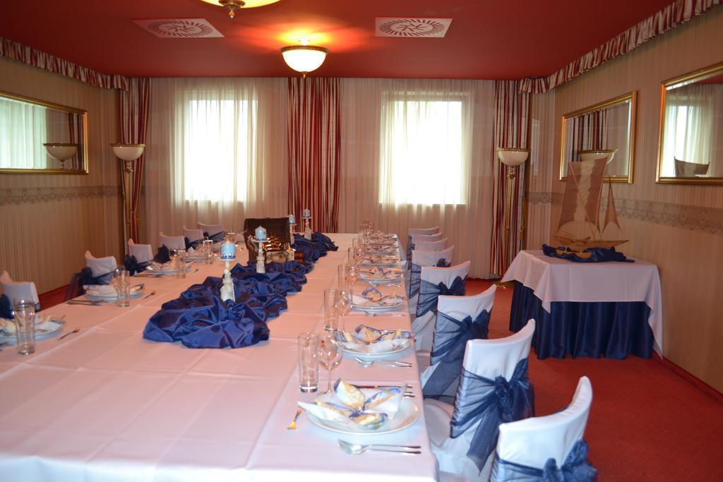 Hotel Kormoran Samorin